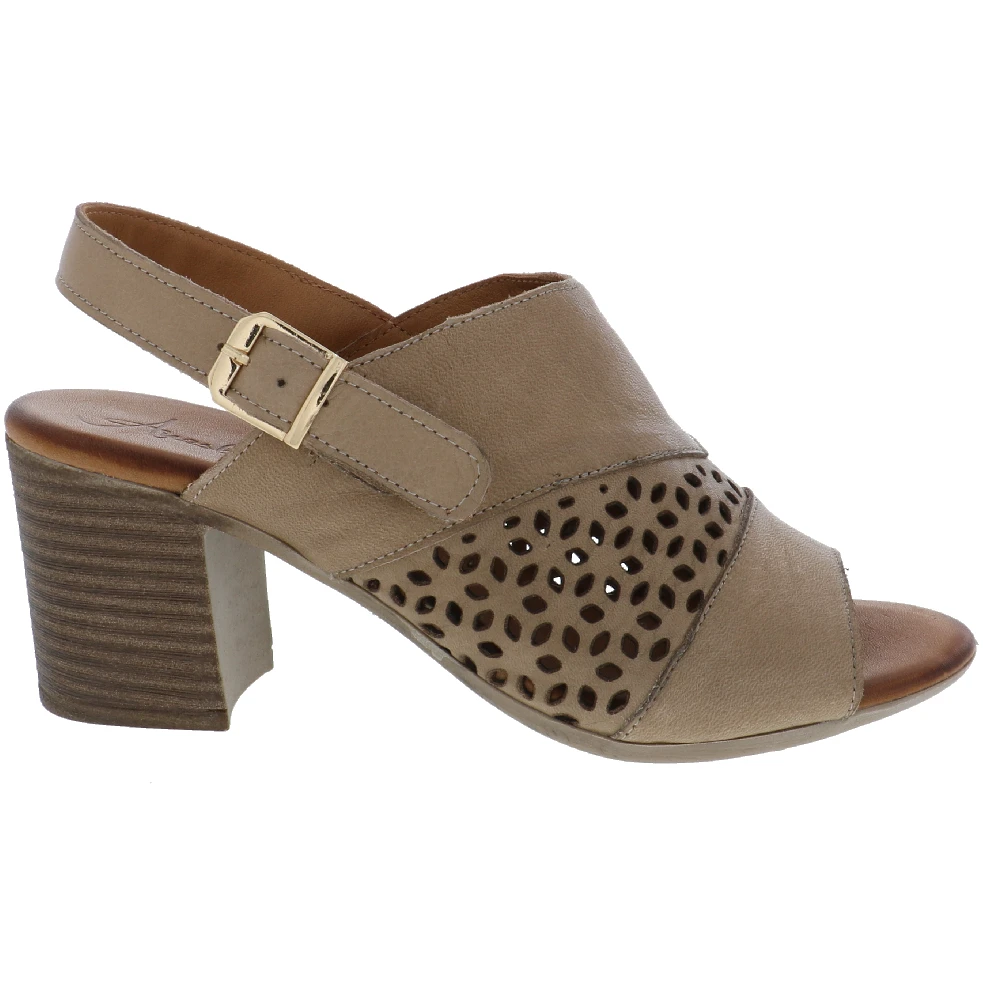 ANESHA ALEXIS - Image 7