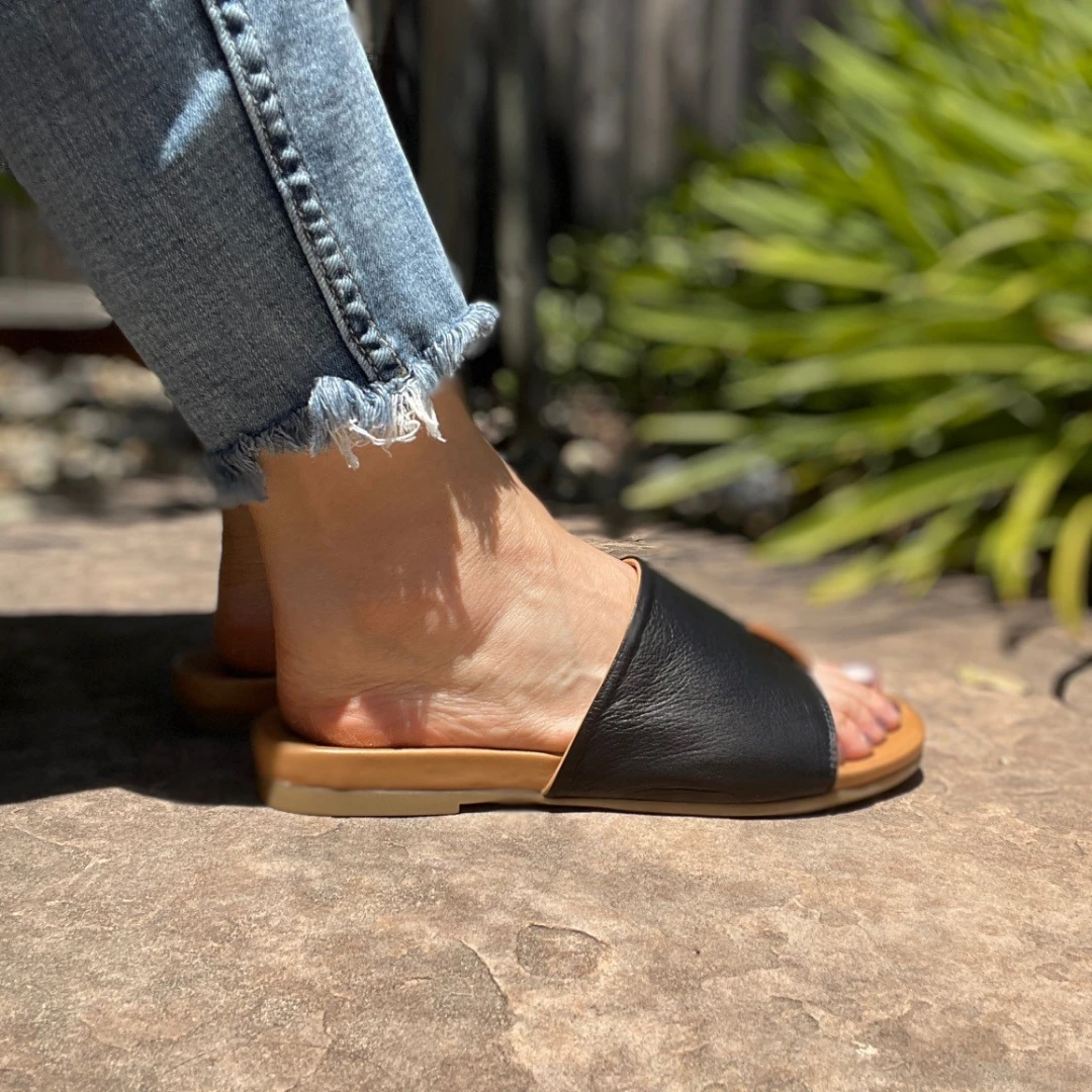 ANESHA VEDA - Image 6