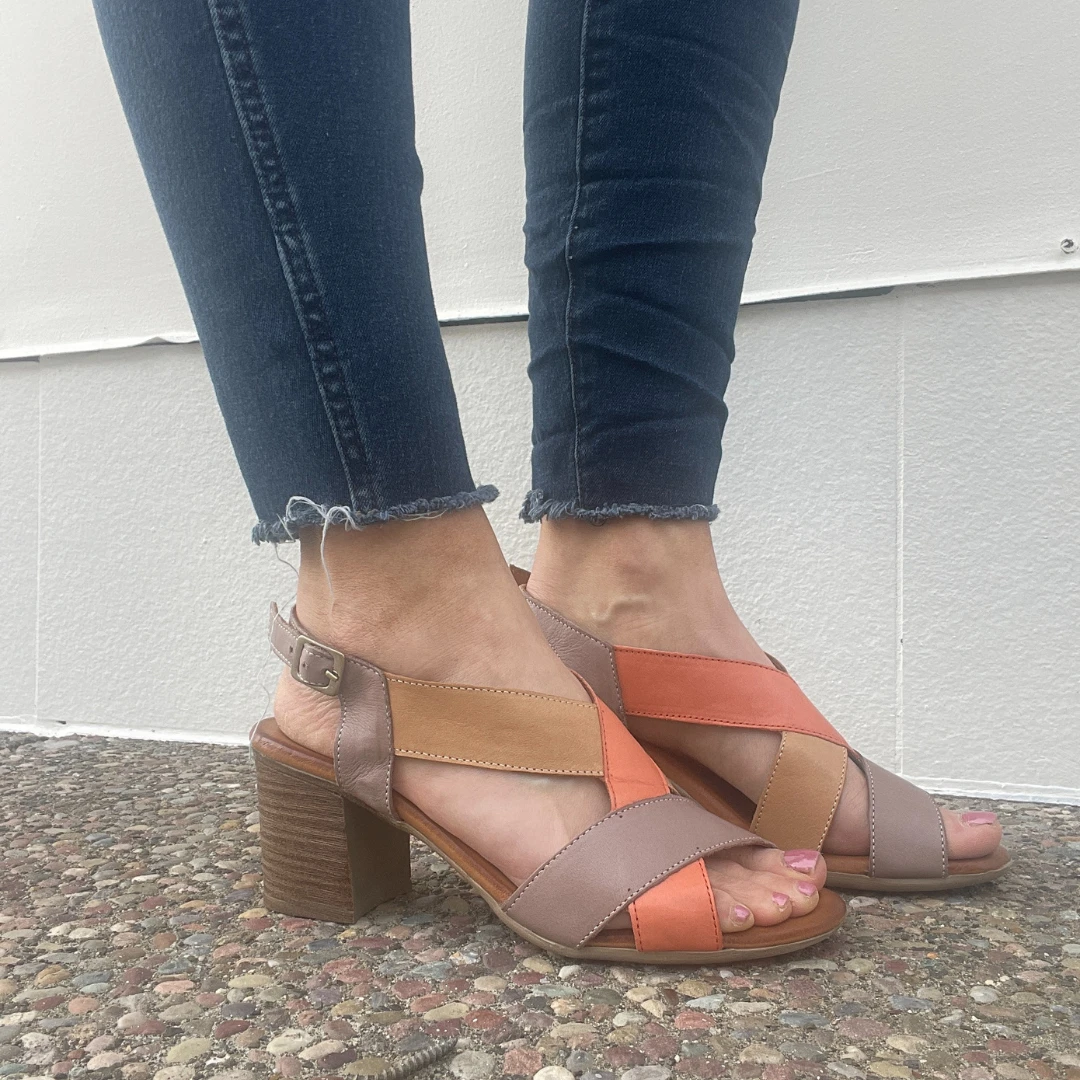 ANESHA AMINA - Image 6